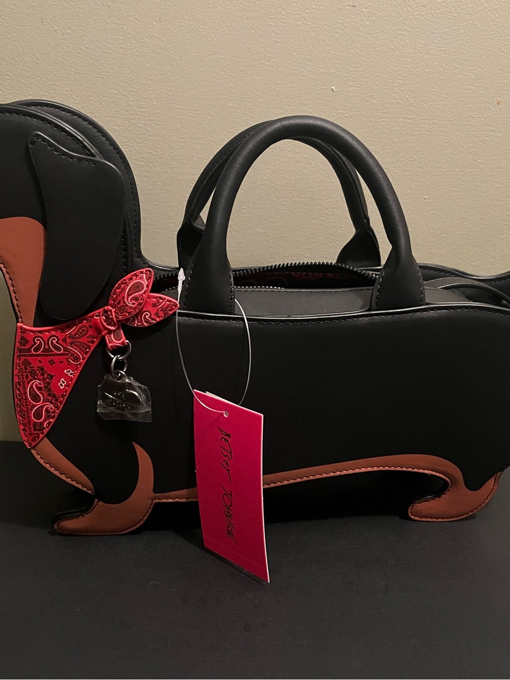 Betsey Johnson dachshund bag NWT - Picture 6 of 6